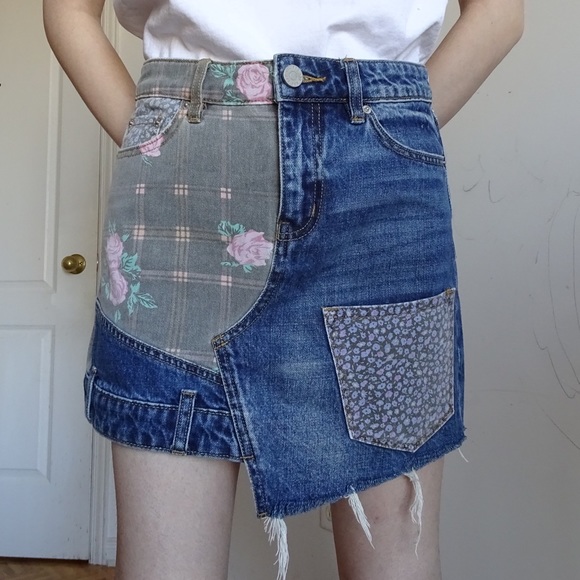 PATCHWORK BDG DENIM SKIRT - Picture 2 of 6